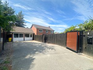 Photo 24- click for photo gallery